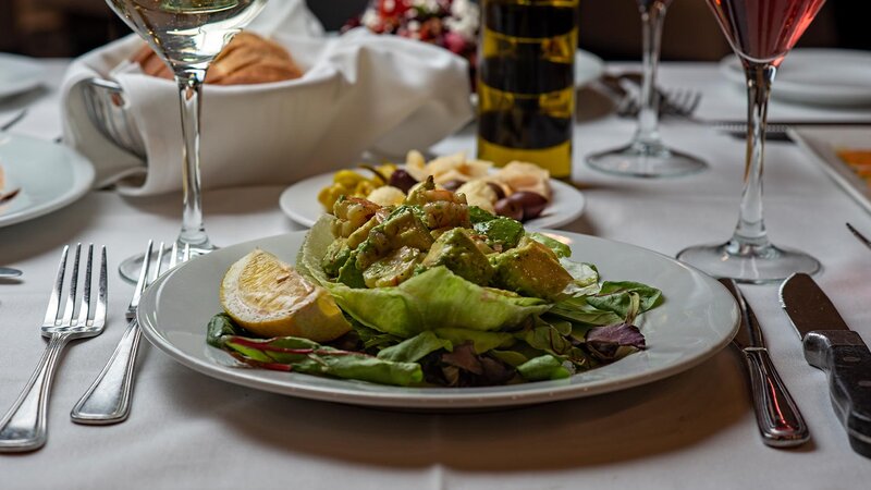 Heat of palm salad with balsamic dressing